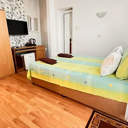 Stefi Guest house